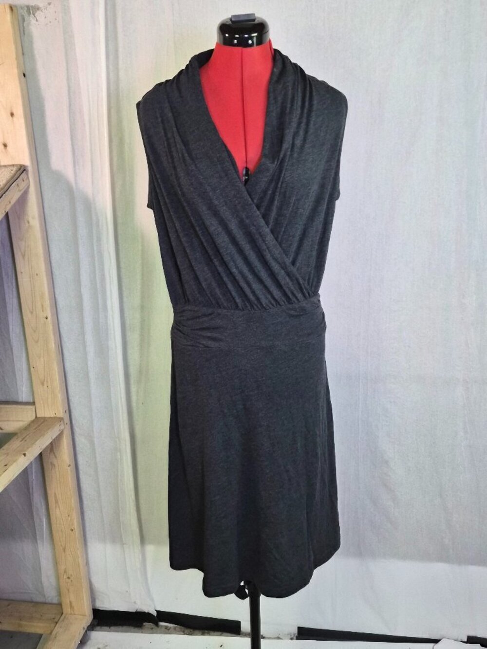Prana Womens Midi Dress Gray Wrap Size Medium V Neck Cotton Sporty F933